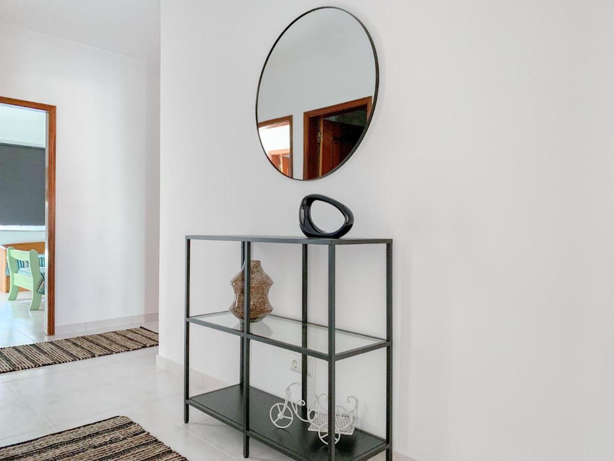 Apartamento T2 Carvoeiro-Lagoa Precos Acessiveis Apartman Kültér fotó