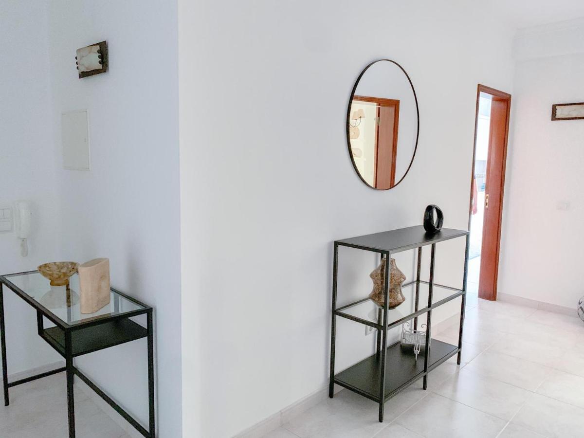 Apartamento T2 Carvoeiro-Lagoa Precos Acessiveis Apartman Kültér fotó