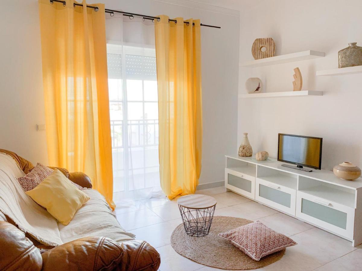 Apartamento T2 Carvoeiro-Lagoa Precos Acessiveis Apartman Kültér fotó