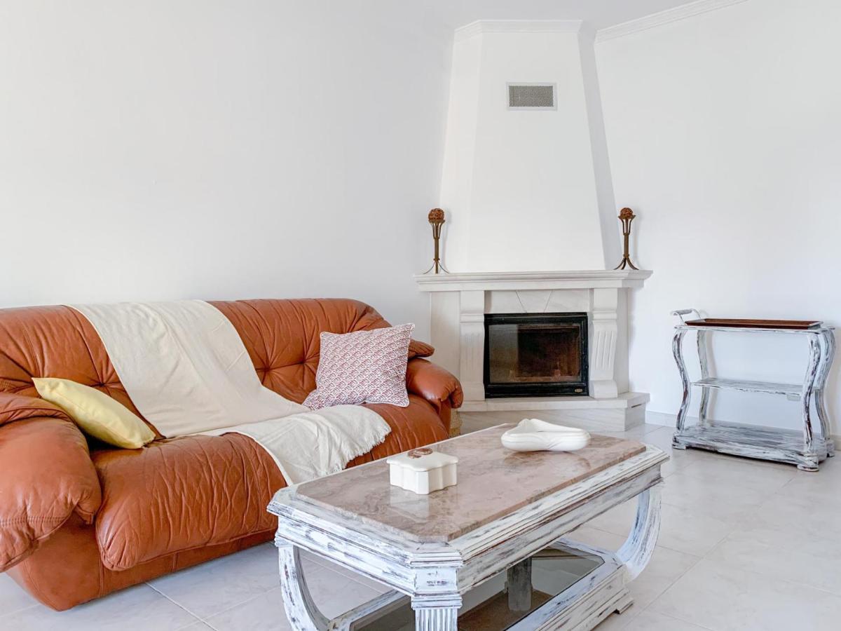 Apartamento T2 Carvoeiro-Lagoa Precos Acessiveis Apartman Kültér fotó