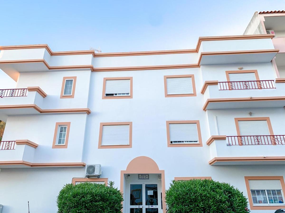 Apartamento T2 Carvoeiro-Lagoa Precos Acessiveis Apartman Kültér fotó